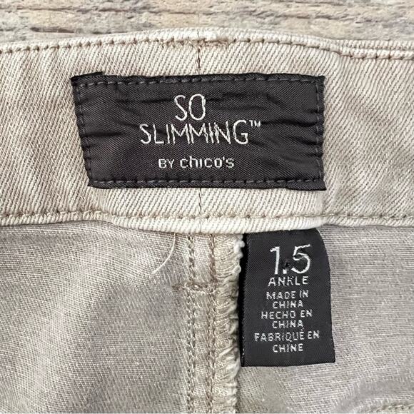 Chico's 1.5 So Slimming sage green straight leg jeans size 10 B146 - Picture 2 of 4